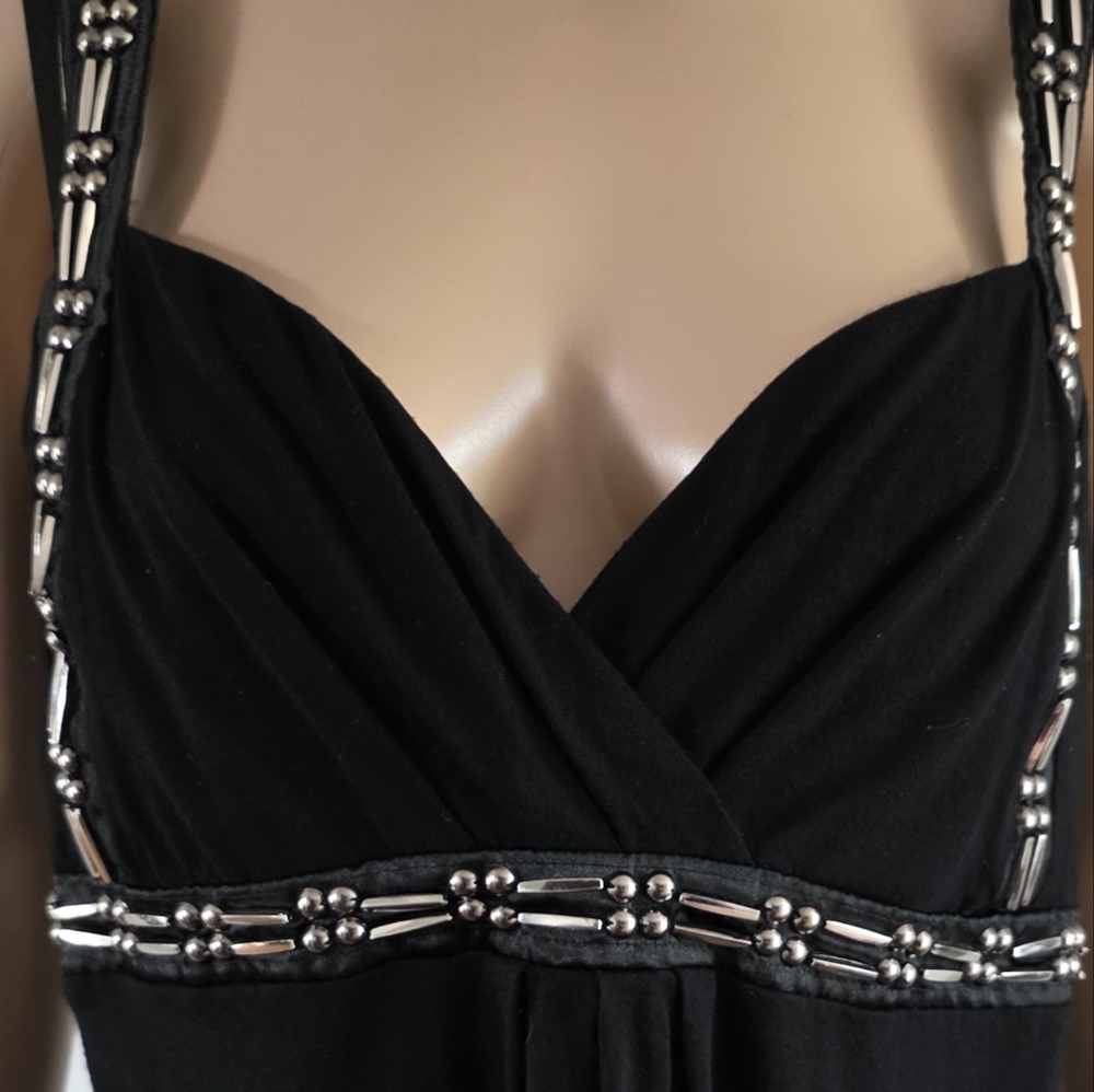 Le Chateau Black Sleeveless Sweatheart Neck Top, Silver Beaded Accents,Size XL - Picture 3 of 12